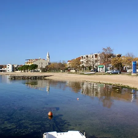 ヴィラ Luxury With A Swimming Pool Turanj, Biograd - 18216 スベティ・フィリップ・イ・ヤコブ