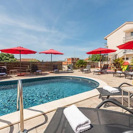 ヴィラ Luxury With A Swimming Pool Turanj, Biograd - 18216 スベティ・フィリップ・イ・ヤコブ