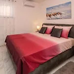 Luxury With A Swimming Pool Turanj, Biograd - 18216 *