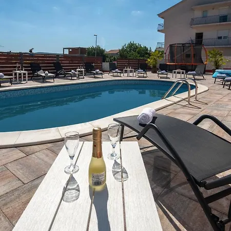 Luxury With A Swimming Pool Turanj, Biograd - 18216 * Sveti Filip i Jakov