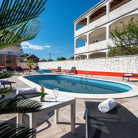 Luxury With A Swimming Pool Turanj, Biograd - 18216 *