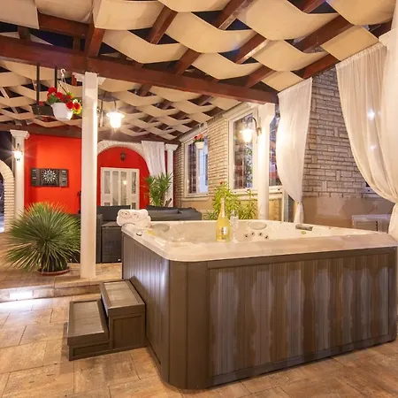 Luxury With A Swimming Pool Turanj, Biograd - 18216 Sveti Filip i Jakov